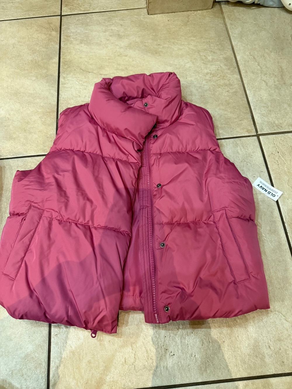Old Navy Rose Pink Quilted Puffer Vest